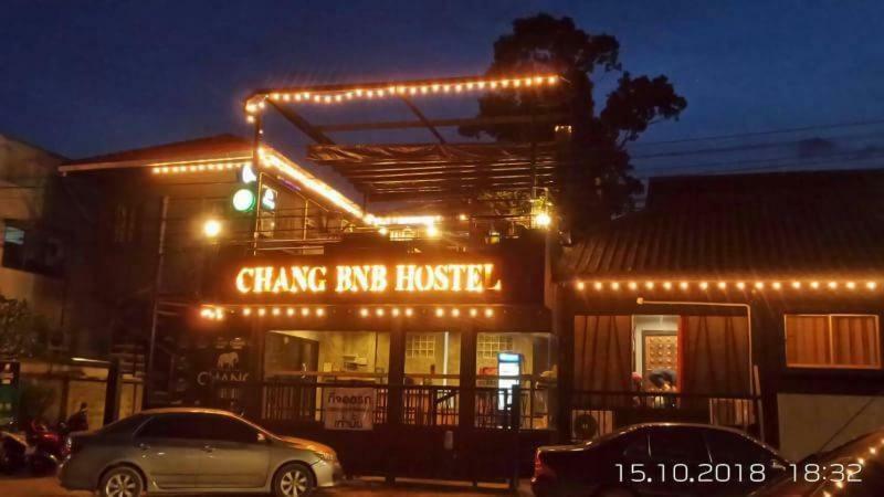 Chang Bed And Bar Hostel (Adults Only) 素叻他尼 外观 照片